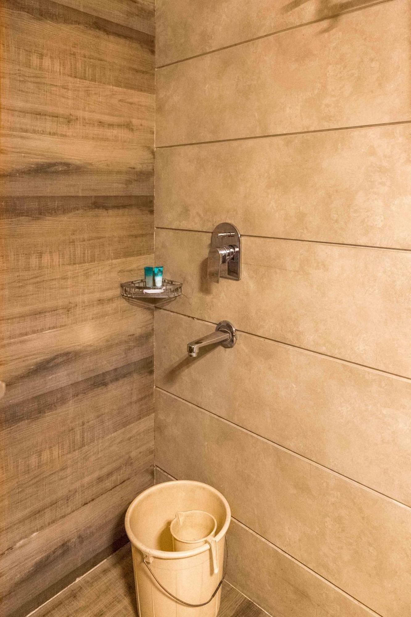 Woodpecker Apartments Hauz Khas New Delhi Ngoại thất bức ảnh